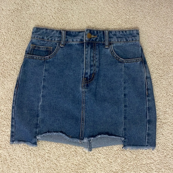 Forever 21 Denim Skirt Medium Blue Wash Size Small - Picture 1 of 3